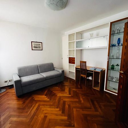 Casarosalia Apartment Venesia Bagian luar foto