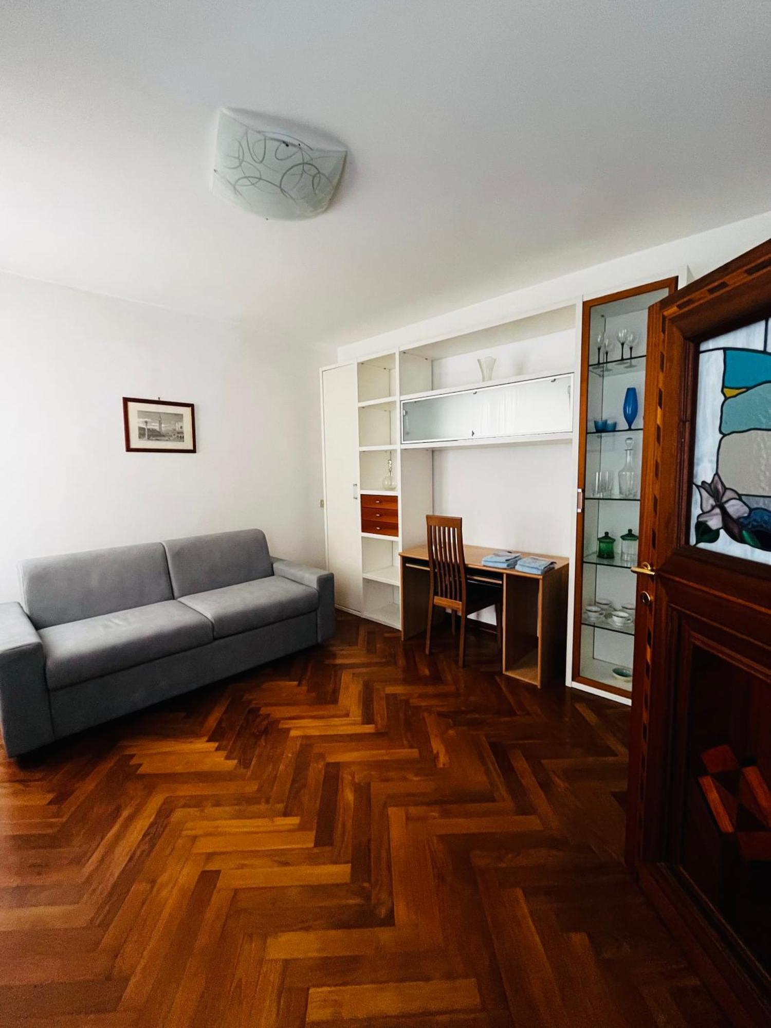 Casarosalia Apartment Venesia Bagian luar foto
